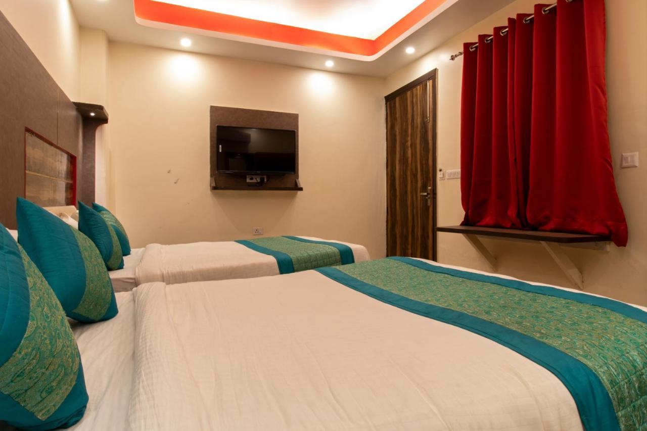 Airport Hotel Dev Residency - Mahipalpur Ню Делхи Екстериор снимка