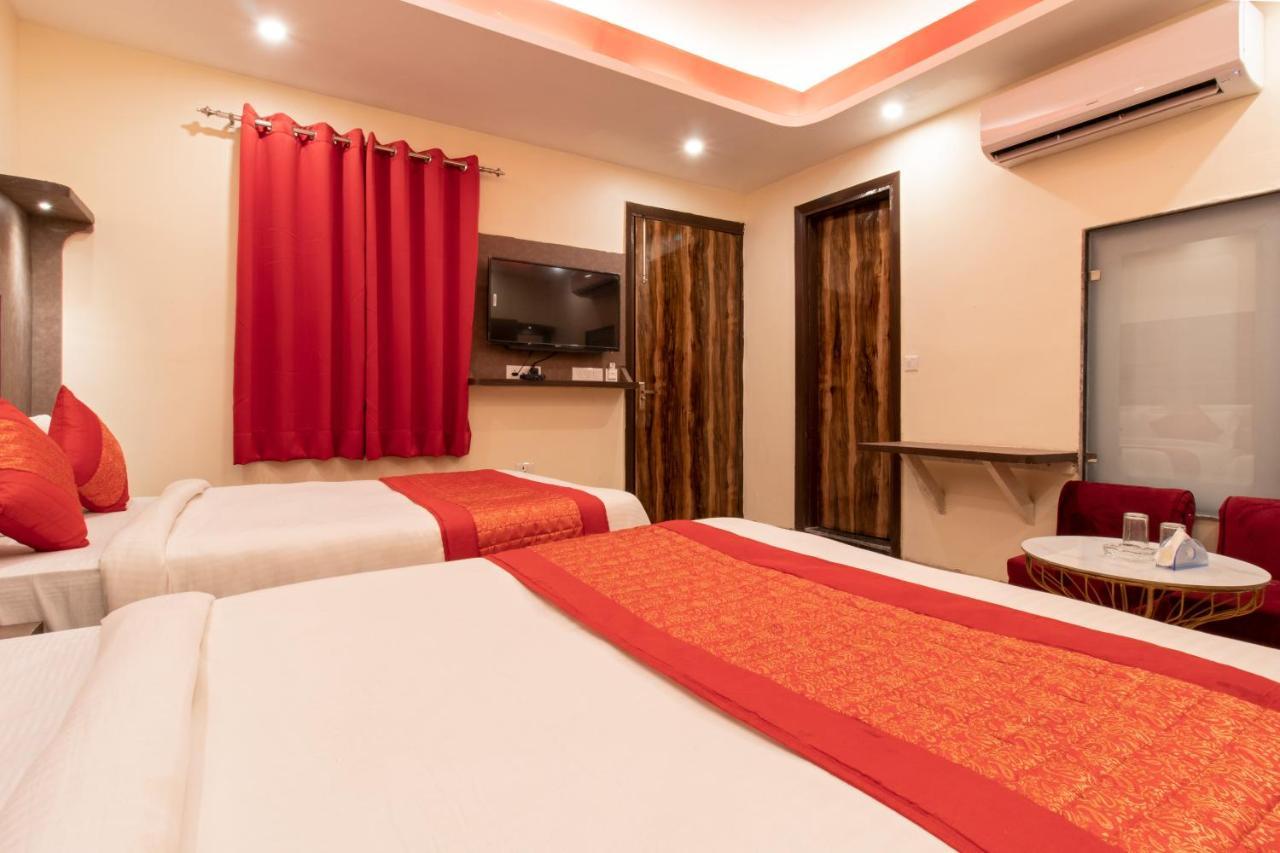Airport Hotel Dev Residency - Mahipalpur Ню Делхи Екстериор снимка