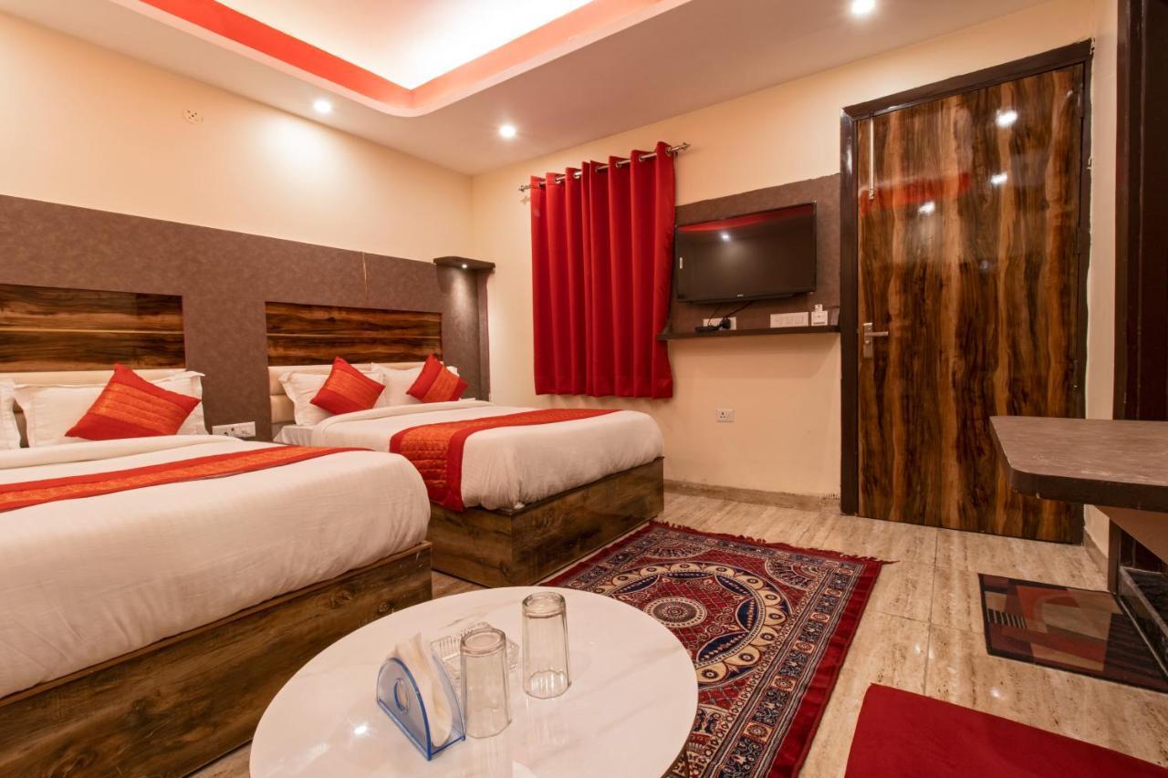 Airport Hotel Dev Residency - Mahipalpur Ню Делхи Екстериор снимка